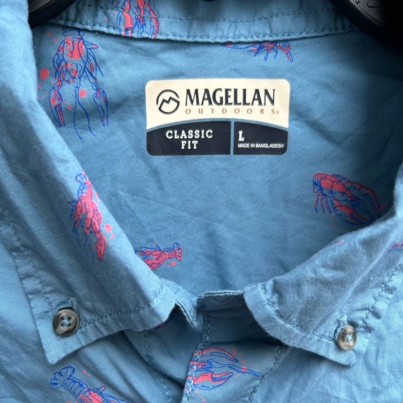 Magellan Classic Fit Men’s Short Sleeve Button Down Crawfish Shirt. Size Large - Picture 3 of 5